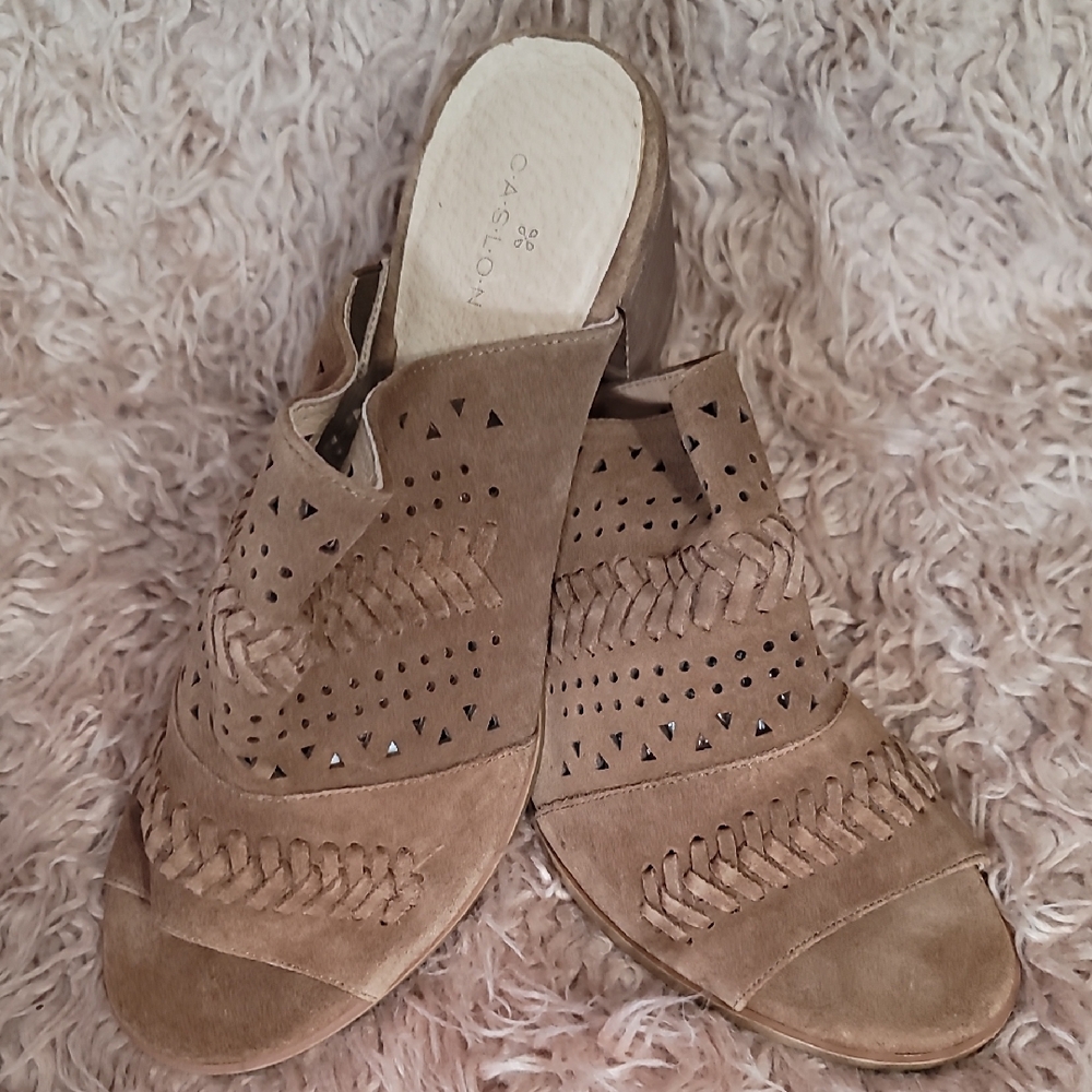 Caslon Tan Perforated Women's Mules